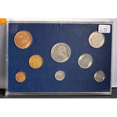 Meget vakkert hardplast sett 1968